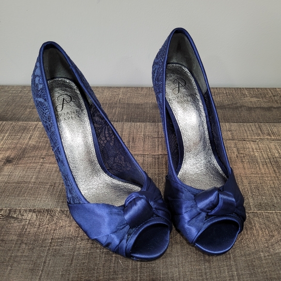 Adrianna Papell Blue Lace Pumps - Picture 2 of 8